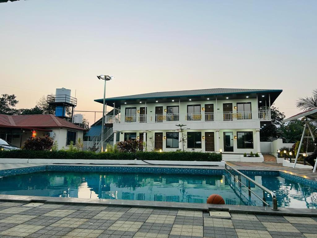The Village Resorts Karjat Dış mekan fotoğraf